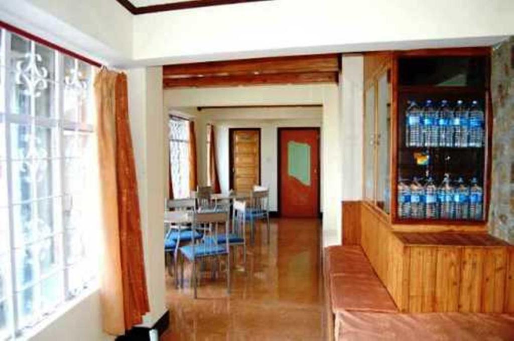Broadway Hotel Dardzsiling Kültér fotó